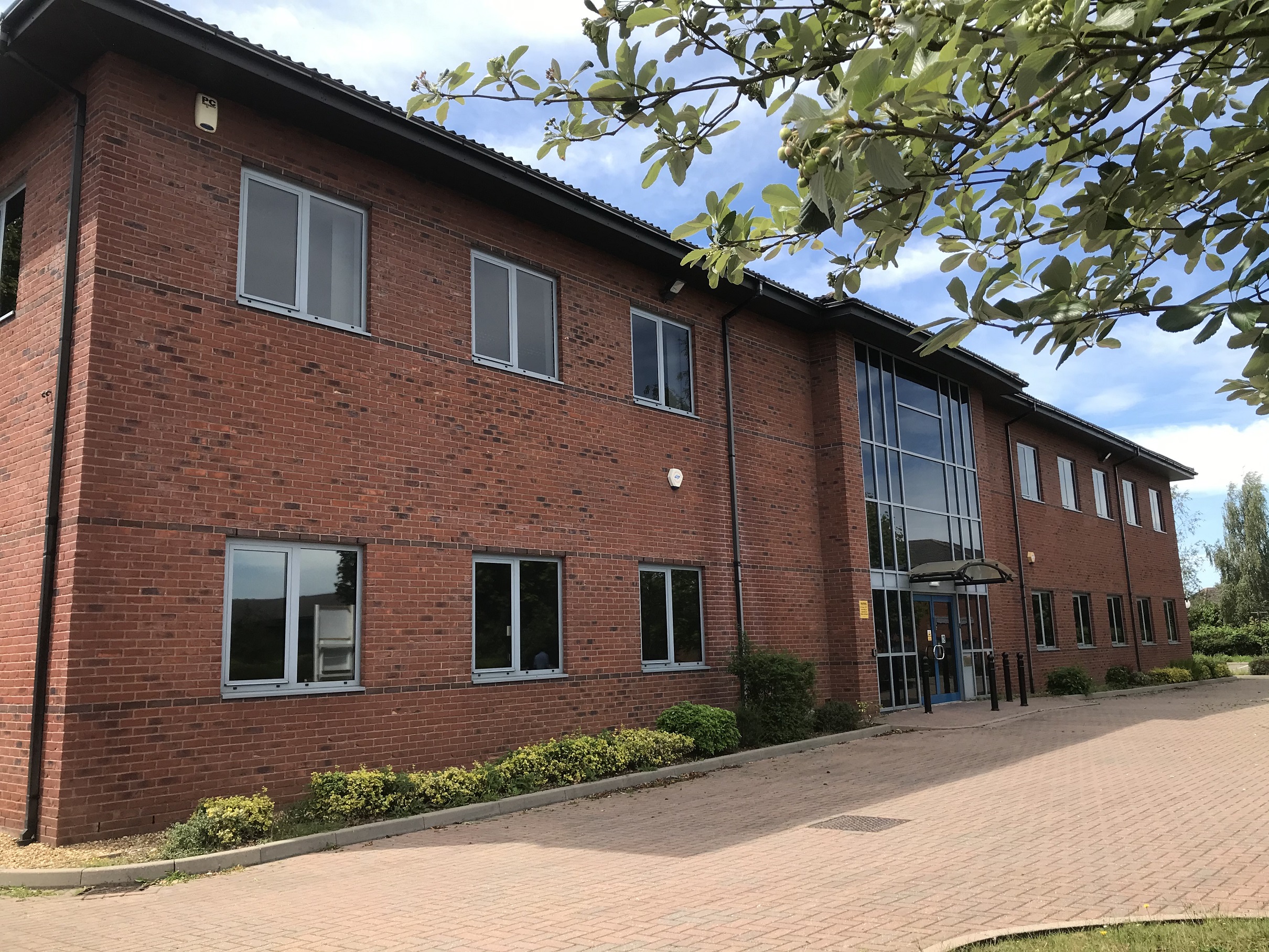 SOLID OAK OFFICE INVESTMENT ACQUISITION | Drake Howard Property